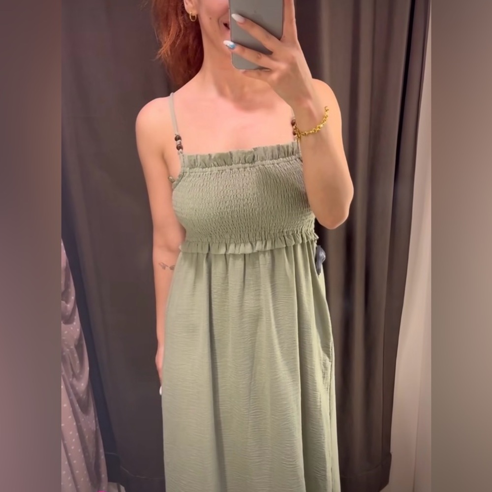 ZARA BLOGGER FAVORITE SMOCKED MIDI DRESS